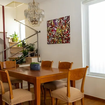 Zenmar - Modern In The Heart Of Town *