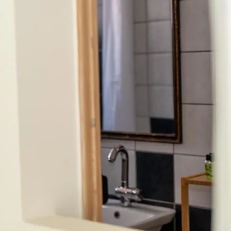 Zenmar Apartment